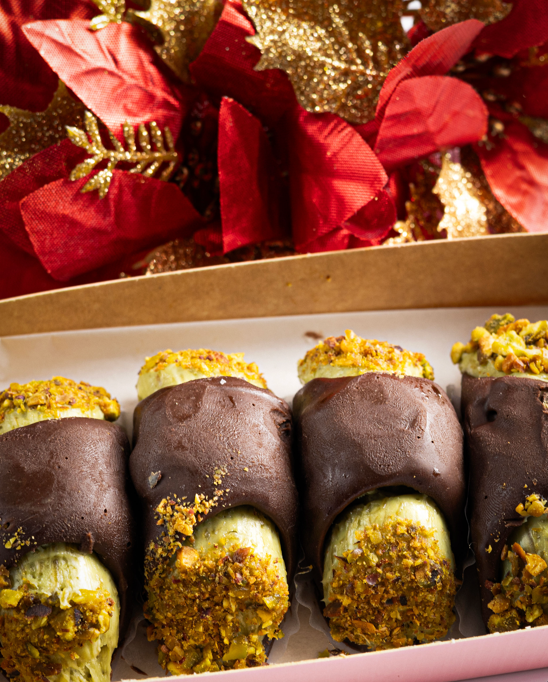 Mini Dubai Chocolate Cannoli Gift Tray